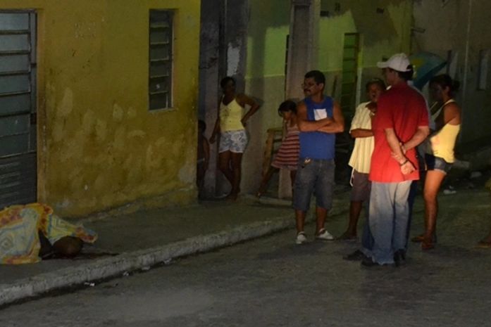Jovem é emboscado e assassinado com vários tiros em Santana do Ipanema