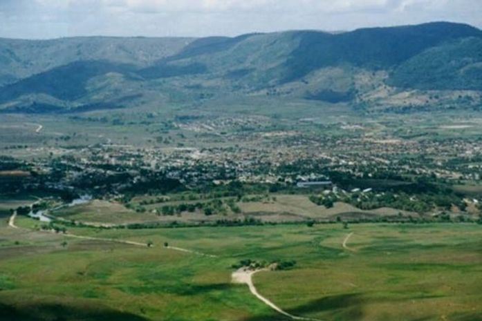 Trabalhadores rurais ocupam fazendas de João Lyra