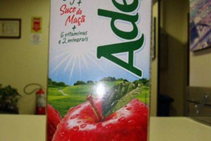 Laudo do Adolfo Lutz confirma que suco Ades continha soda cáustica