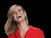 Modelo Heidi Klum salva filho de afogamento no Havaí, diz revista