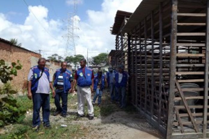 Slum e SMCCU notificam construções irregulares no Trapiche