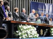 Congresso promulga lei que garante direitos aos empregados domésticos