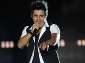 Justiça determina que sertanejo pague R$ 600 mil a ex-empresários