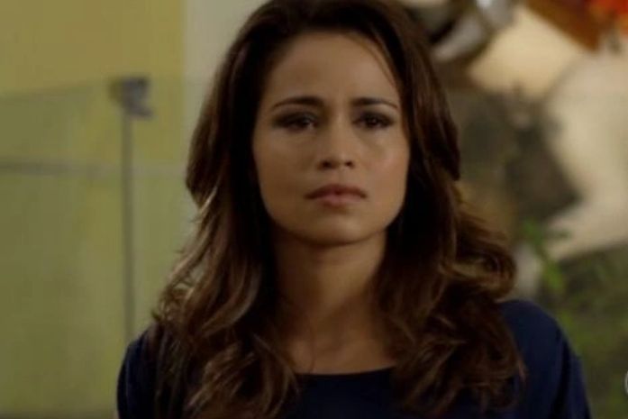 Depois de escapar da morte, Morena entregará filha para Érica