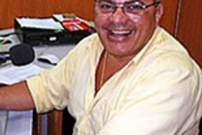 Alves Correia pode deixar o PT do B para o PTB de Collor