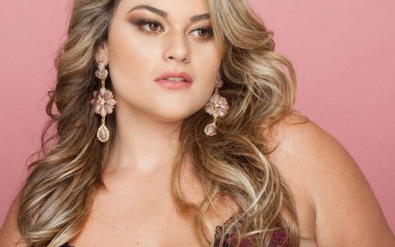 Conheça Aline Zattar, catarinense de 28 anos que é a nova Miss Brasil