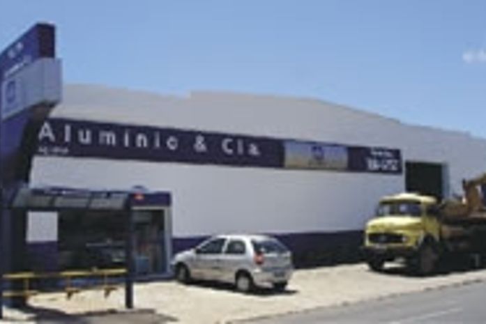 Estabelecimento comercial roubado pela segunda vez em menos de dez dias