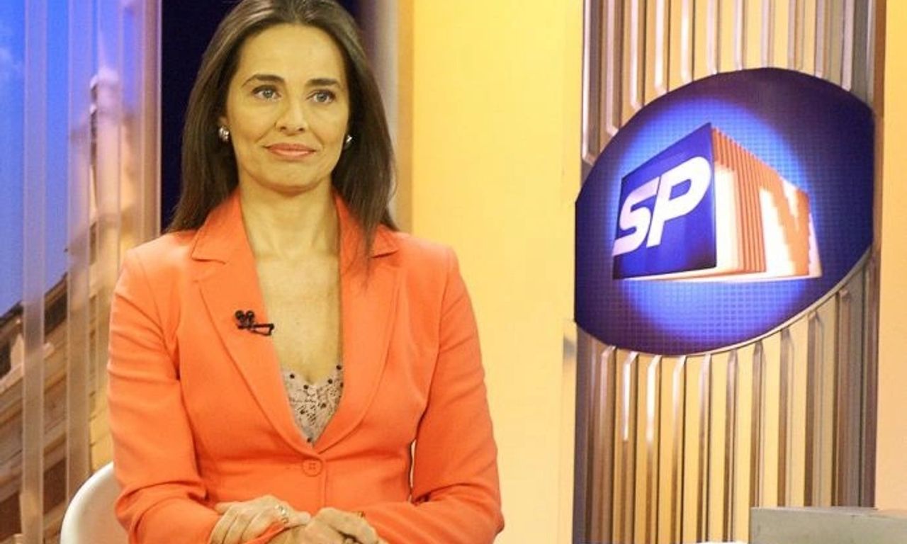 Proibida de se despedir, apresentadora da Rede Globo sai do ar chorando Proibida de se despedir, apresentadora da Rede Globo sai do ar chorando
