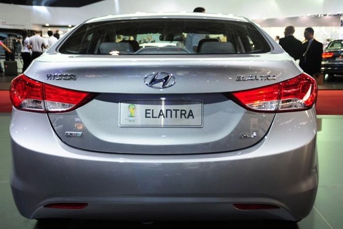 Hyundai Elantra flex no Salão de São Paulo, em outubro passado