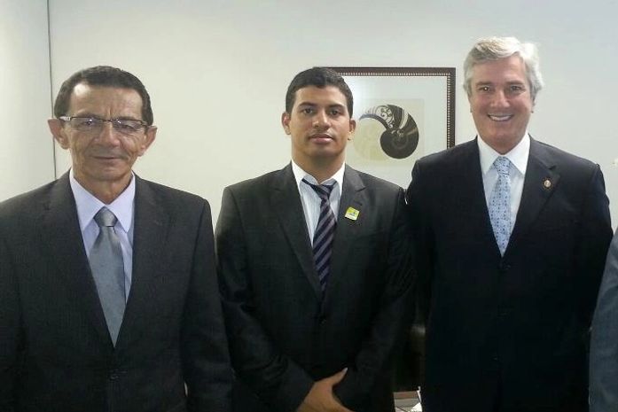 Prefeitos pedem ajuda a Collor