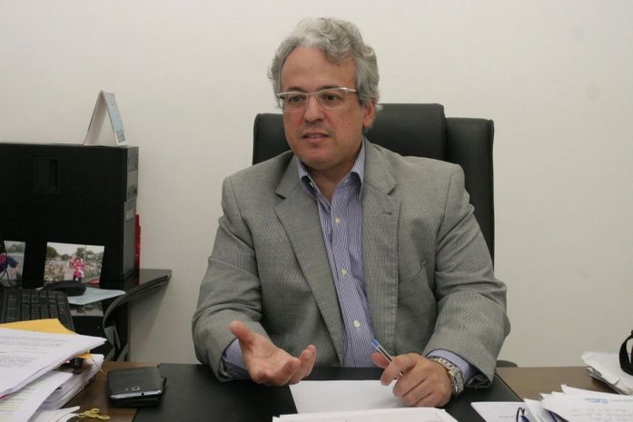 Apesar de parecer da PGE, educação defende contratação de empresa