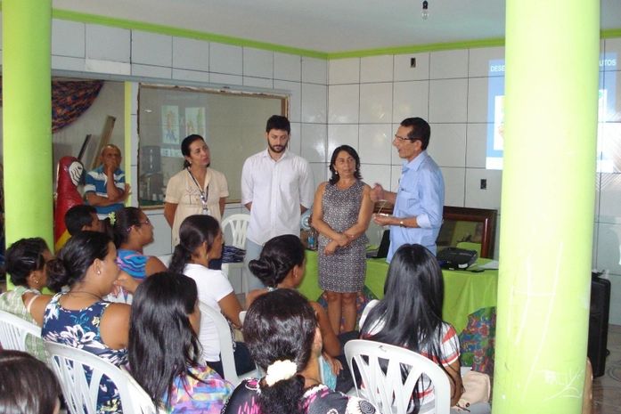 Artesãos de Lagoa da Canoa participam de curso de capacitação
