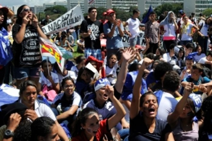 Senado deve votar hoje o Estatuto da Juventude