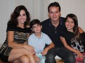 Aos 45, Monique Curi diz que recebe elogios de amigos do marido: 'Estou mais bonita hoje'