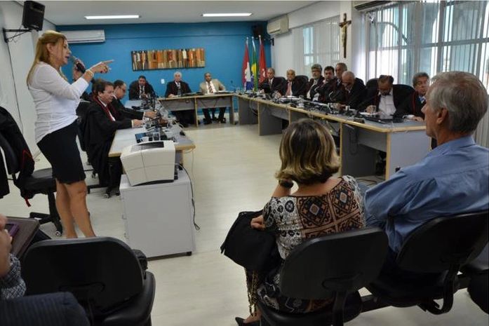 Promotora Carnaúba durante encontrado com o Colegiado