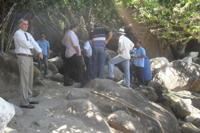 Casal e Prefeitura de Quebrangulo fazem vistoria à barragem Carangueijinha