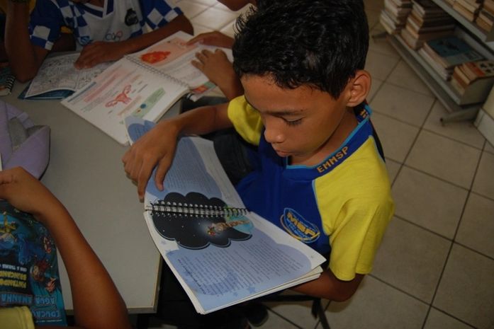 ‘Munguzá com Leitura’ reúne centenas de alunos no Dia Nacional do Livro Infantil