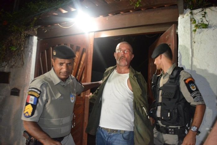 Italiano é preso acusado de matar esposa asfixiada no Francês