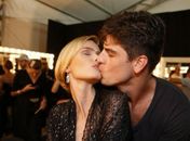 Yasmin Brunet e Evandro Soldati no Fashion Rio, nesta sexta-feira (19). 