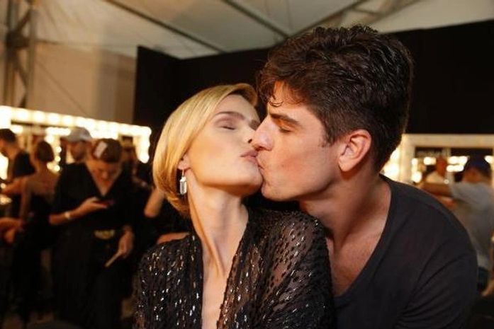 Yasmin Brunet e Evandro Soldati no Fashion Rio, nesta sexta-feira (19). 