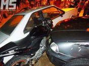 Colisão entre carro e moto deixa um gravemente ferido em Delmiro Gouveia