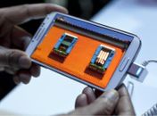 Novo smartphone conta com recursos de software como navegação por gestos e controle pelo olhar
