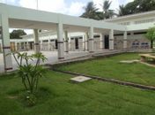 Jardim da escola Maria Ivone é mantido pelos alunos