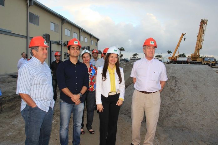 Porto de Maceió: Collor visita canteiro de obras de módulos para o Pré- sal