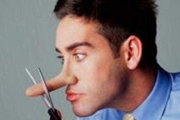 Os que acreditam nas suas própias mentiras.