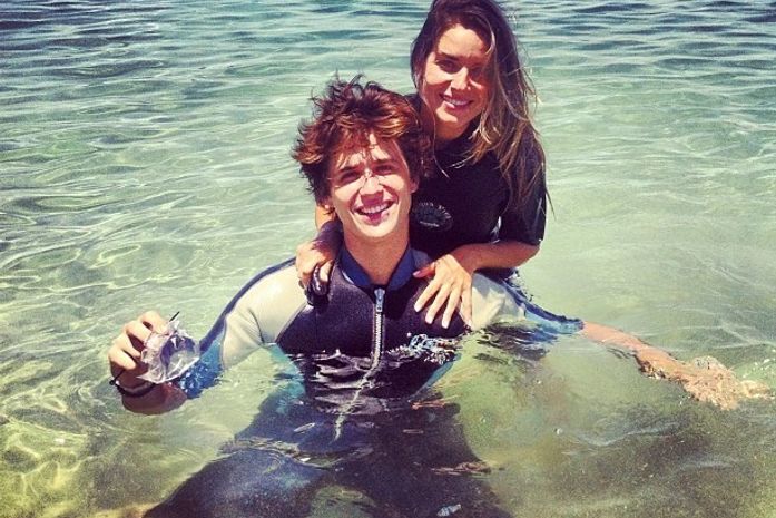 Monique Alfradique e namorado