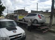 Veículo foi roubado e recuperado pela polícia