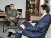 Rui Visita 59 BP Exército Prefeito Rui Palmeira visita o comandante do 59 BP do Exército Cel Carlos Feitosa