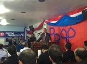 Senador Benedito discursando em Rio Largo.