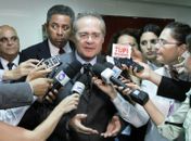Após encontro com Gilmar Mendes, Renan nega crise entre poderes