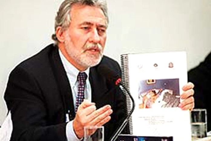 Legista Badan Palhares