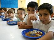 Estados, municípios e DF devem prestar contas de recursos de merenda e transporte
