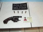 Jovem é preso acusado de posse ilegal de arma de fogo em Mata Grande