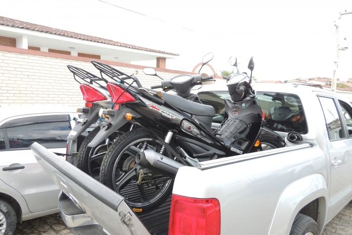 Prefeito Gustavo Dantas Feijó irá sortear duas motos para funcionários