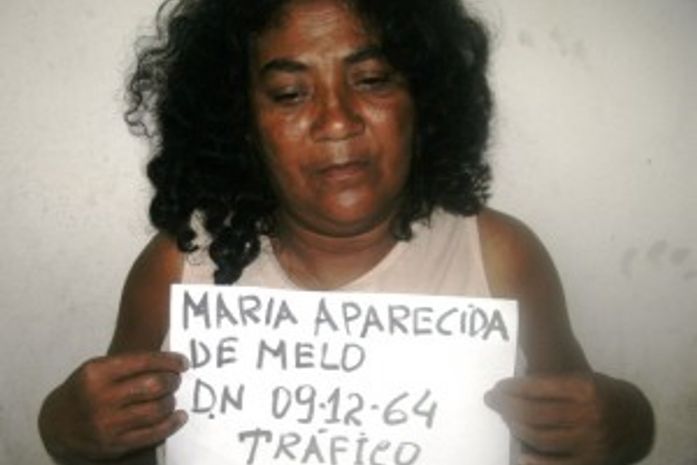 Polícia prende mulheres acusadas de tráfico de drogas