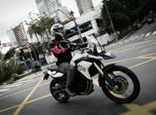 BMW F 800 GS tem proposta versátil