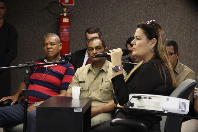 Milane Valente foi a primeira a ser ouvida
