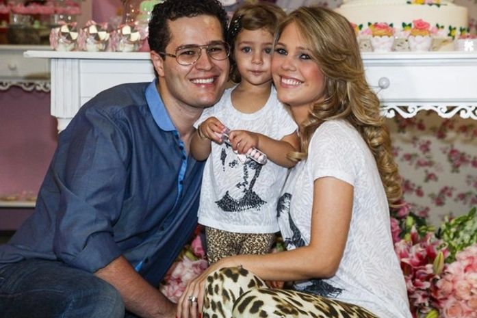 Pedro Leonardo comemora aniversário de dois anos da filha em Goiânia