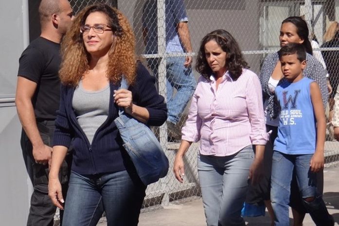 Últimos capítulos: Disfarçada, Wanda consegue fugir da cadeia