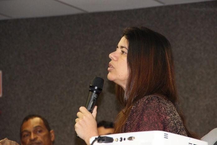 Mônica Aparecida Calheiros, que vendeu a arma do crime a Suzana e sua prima Zélia