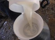 Operação busca quadrilha acusada de adulterar leite no Rio Grande do Sul