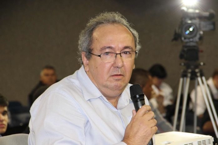 Médico legista José Lopes Silva