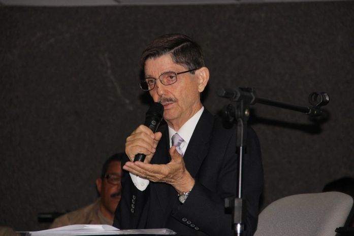 Perito Domingos Torqueto fala dos testes realizados com a arma do crime