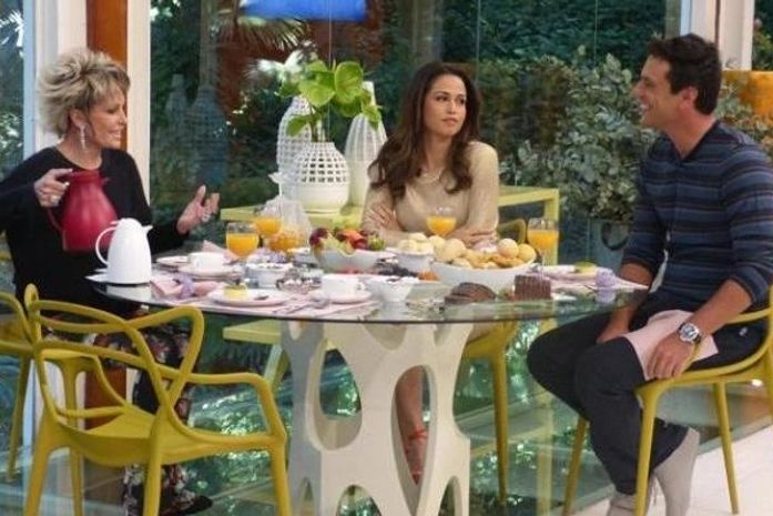 Nanda Costa e Rodrigo Lombardi participaram do 'Mais Voce' na manhã desta quinta-feira (09)