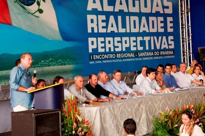 Renan falou para uma platéia de quase 1.500 pessoas em seminário no sertão