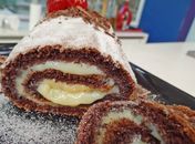 Rocambole delicioso e  prático tem cacau e leite condensado; aprenda